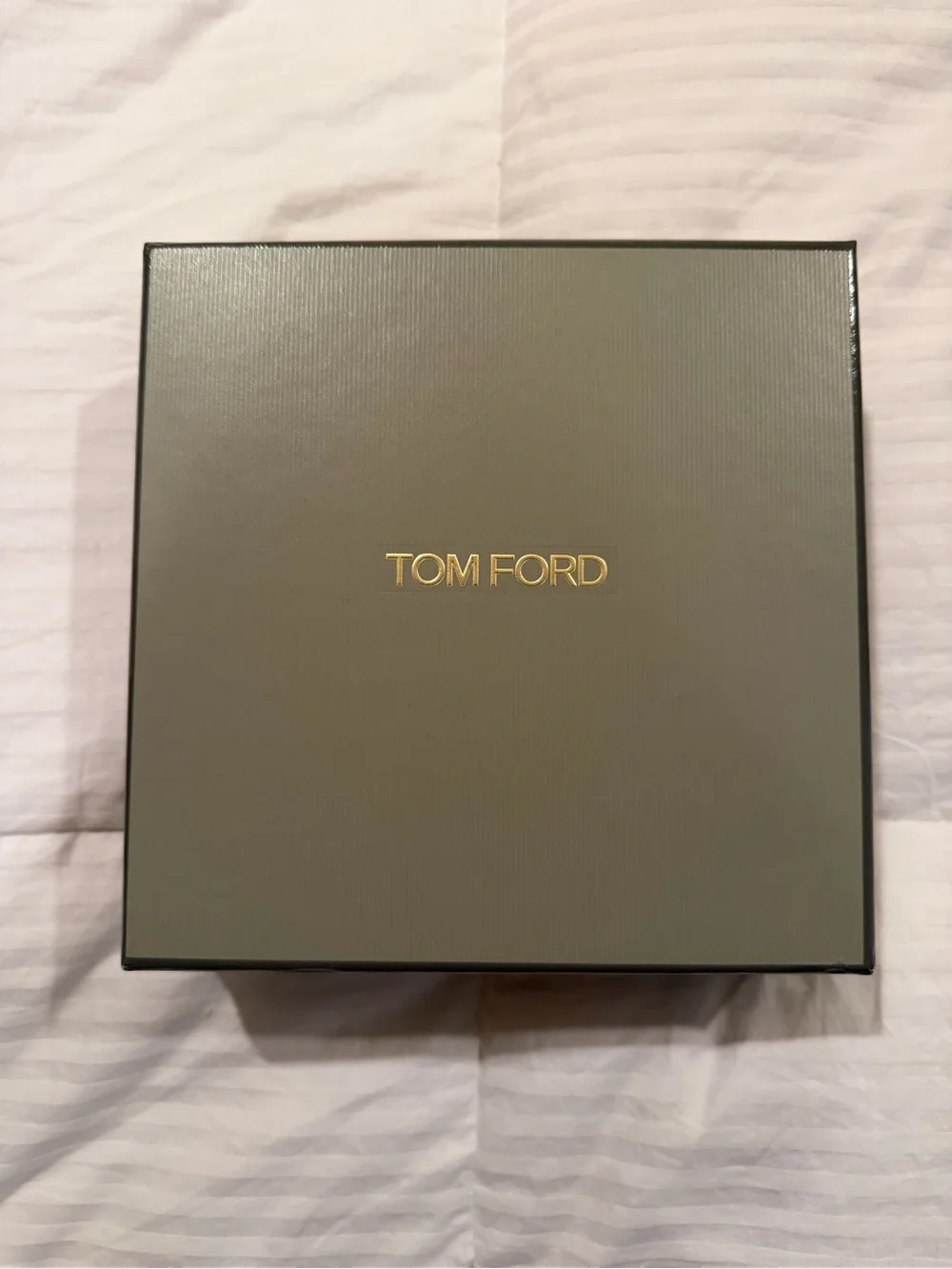 Reversible Tom Ford Black Croc-Embossed Men's Belt with Silver 'T’ Buckle 100 in